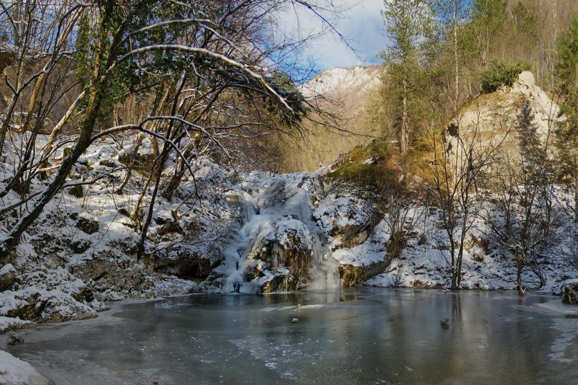 Hotel Kovac Osilnica Esterno foto